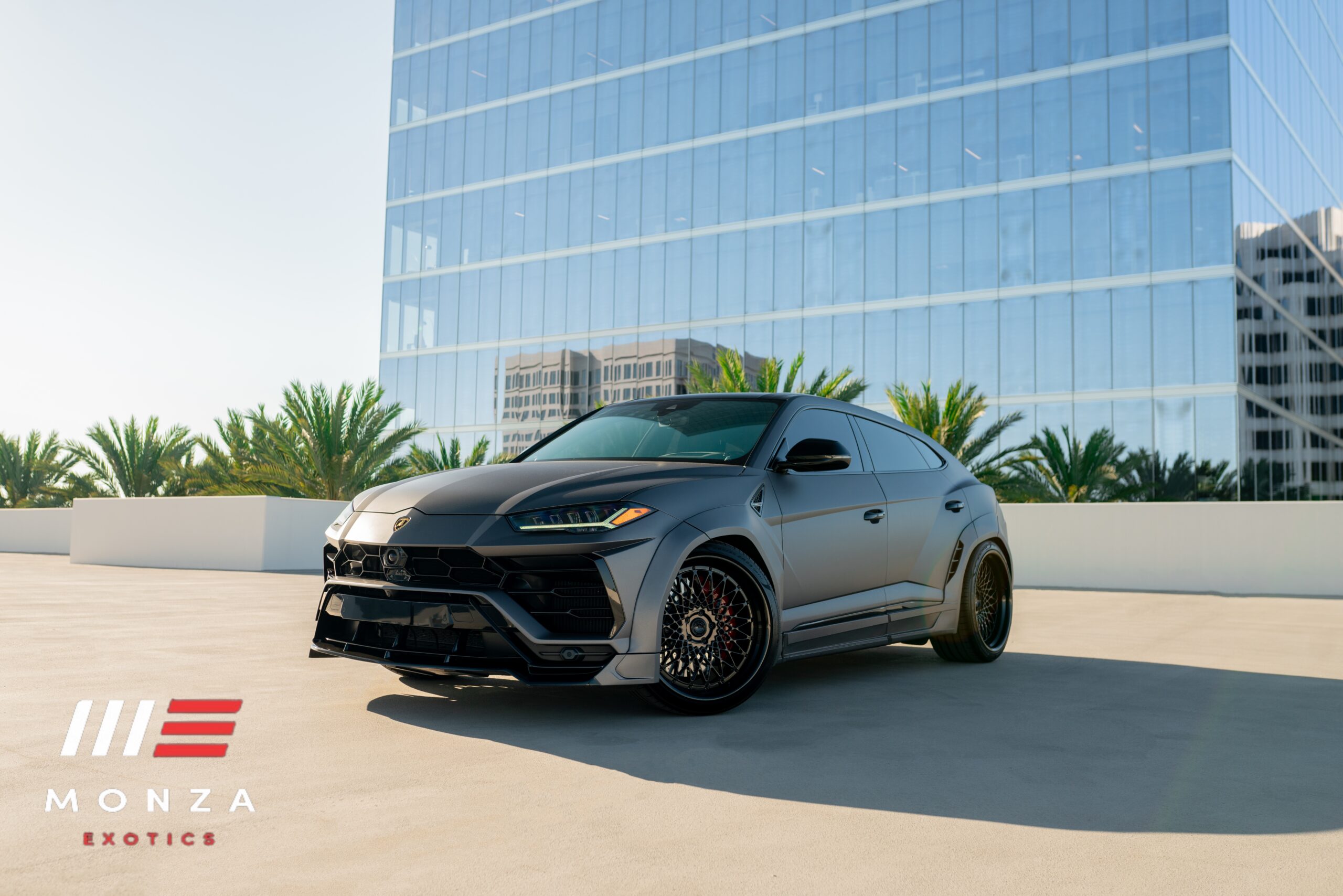WIDE_BODY_URUS_SATIN_GREY-2-scaled