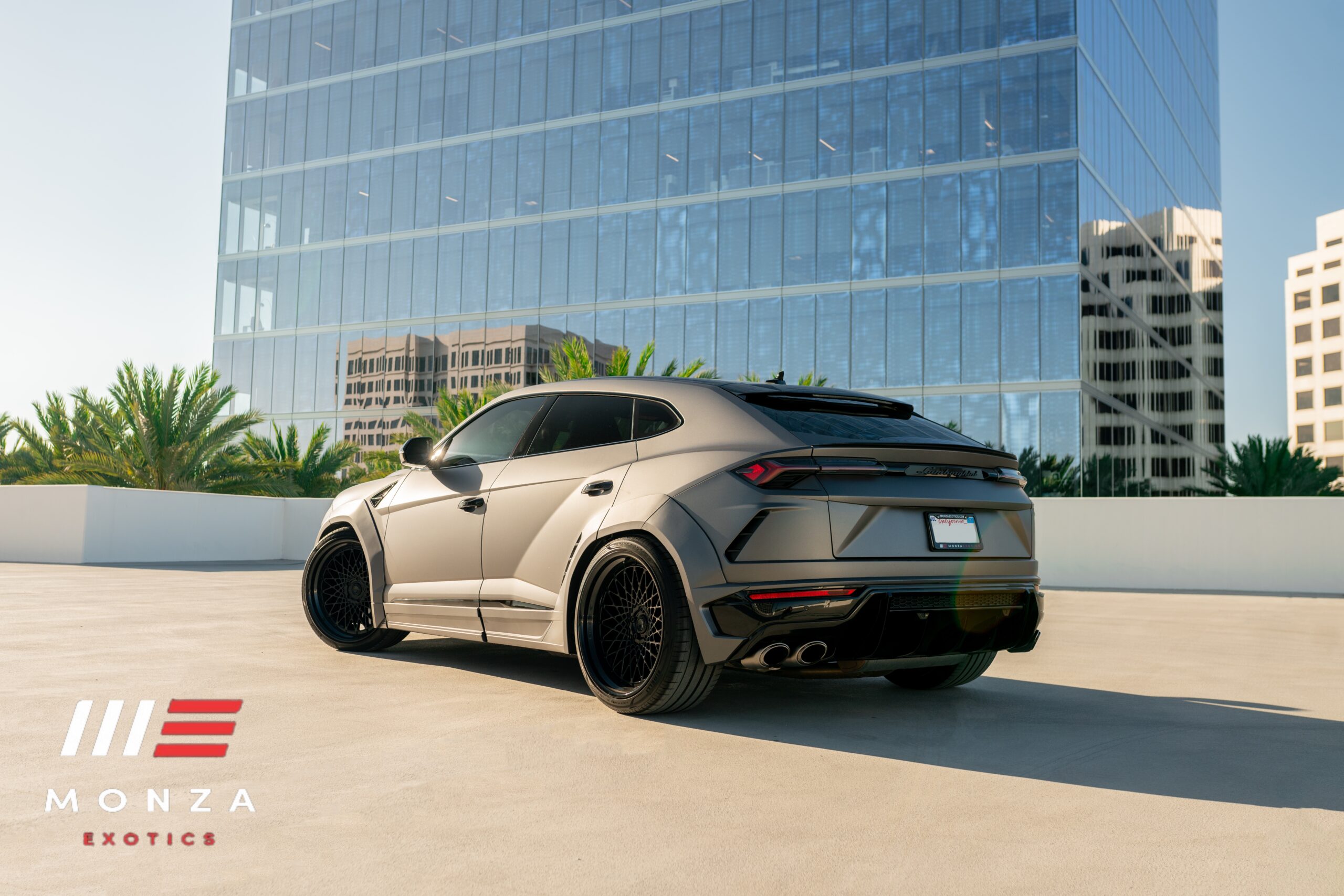 WIDE_BODY_URUS_SATIN_GREY-5-scaled